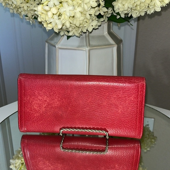 Salvatore Ferragamo Women’s Red Leather Wallet Goldtone Hardware Vintage - Picture 13 of 15
